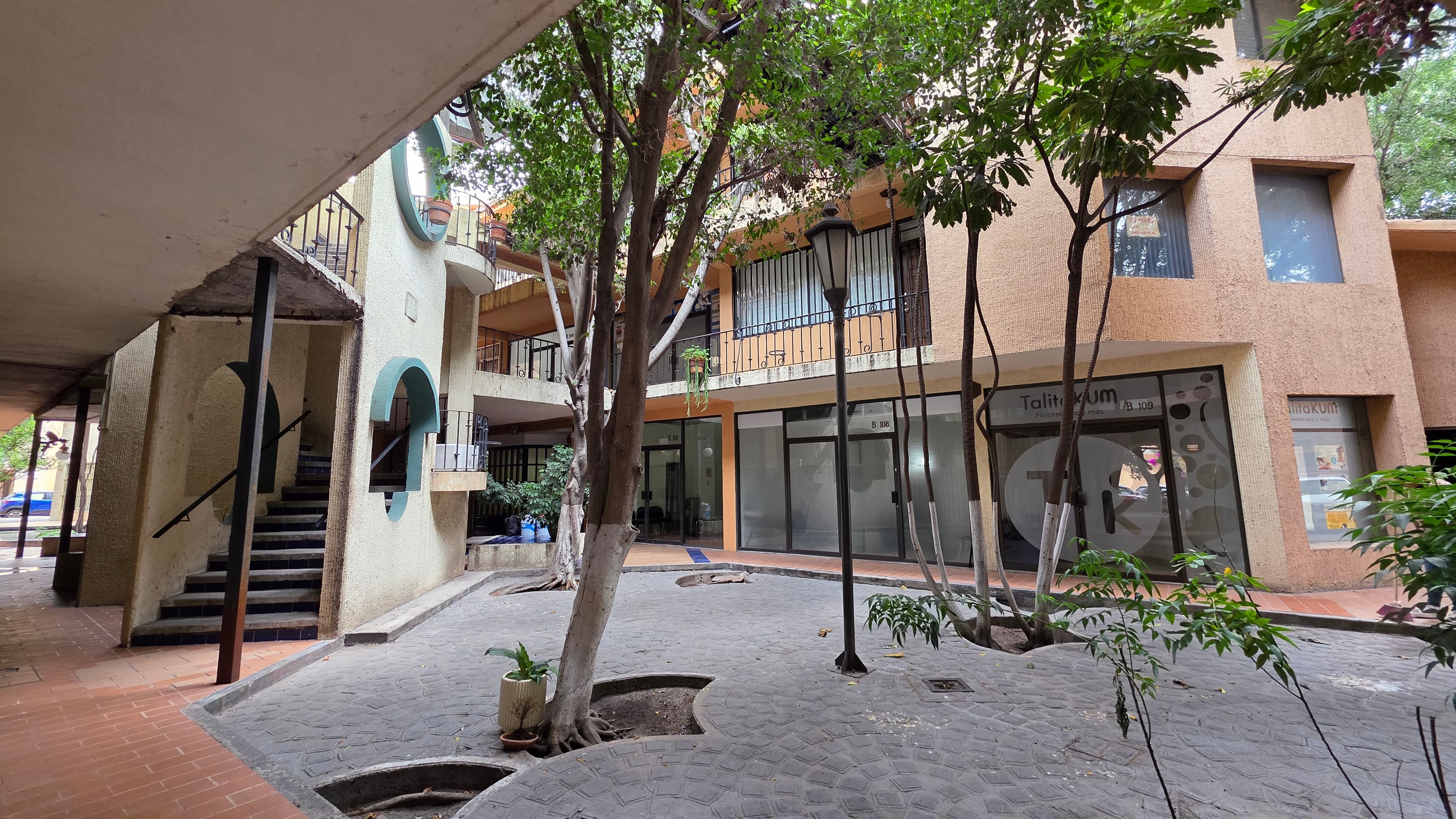Oficina / Local en 5 de Febrero